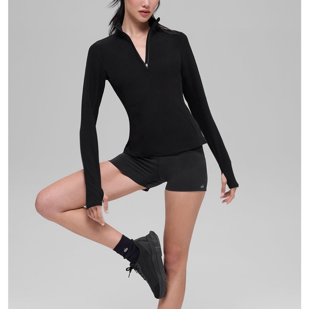 ALO Yoga Black Long Sleeve Top